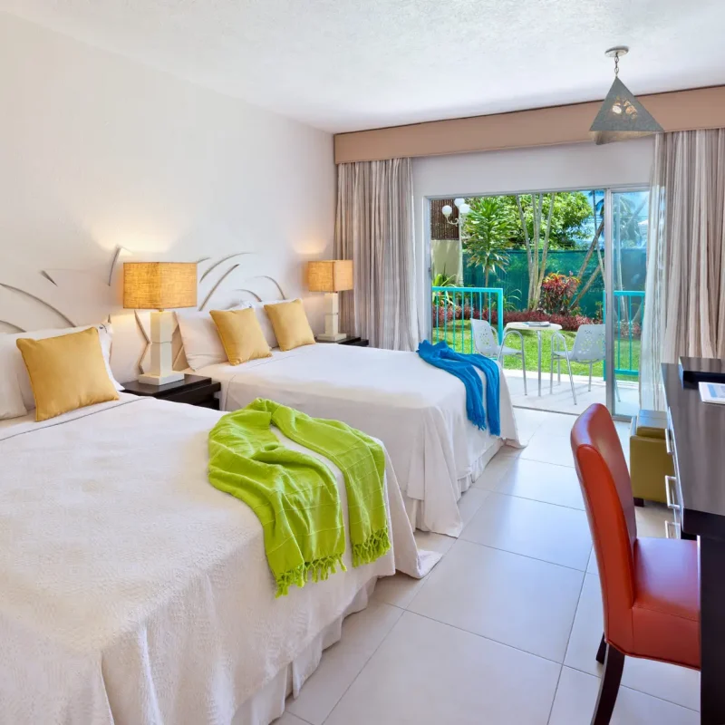 BLUE-HORIZON-HOTEL-AUG-2015-ROOM-4-Standard-double-double-scaled
